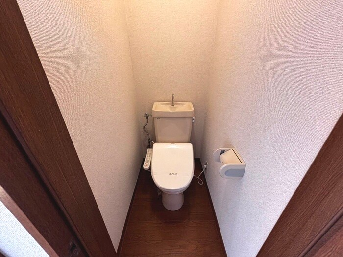 物件内観写真14　(トイレ)