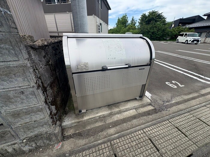 物件外観写真6　(周辺環境)