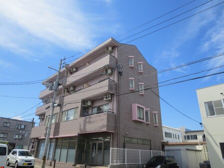 アメニティ萩野町外観写真