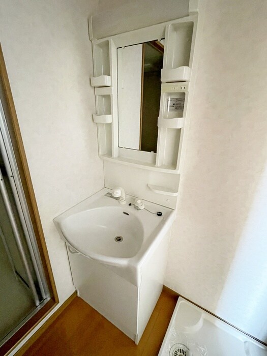 物件内観写真11　(洗面)