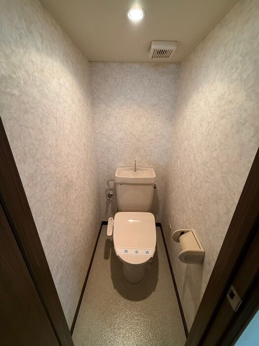 物件内観写真12　(トイレ)