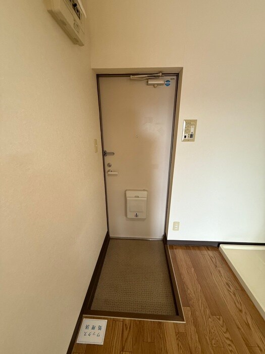 物件内観写真20　(玄関)