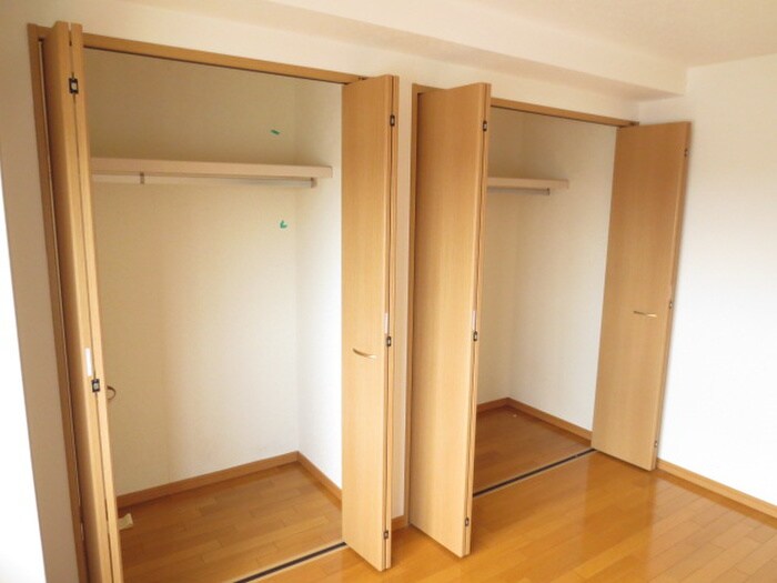 物件内観写真11　(収納)