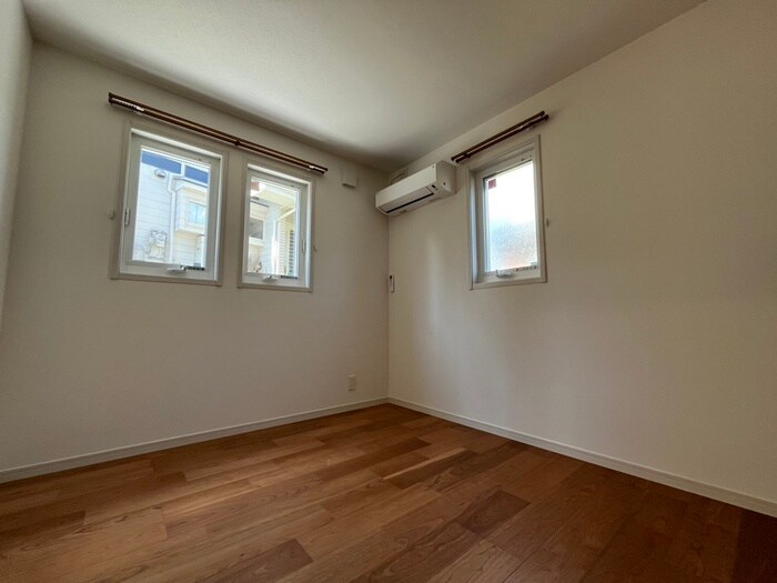 物件内観写真8　(居室)