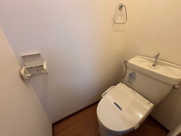 物件内観写真11　(トイレ)