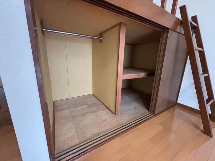 物件内観写真13　(収納)