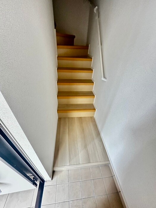 物件内観写真17　(廊下)