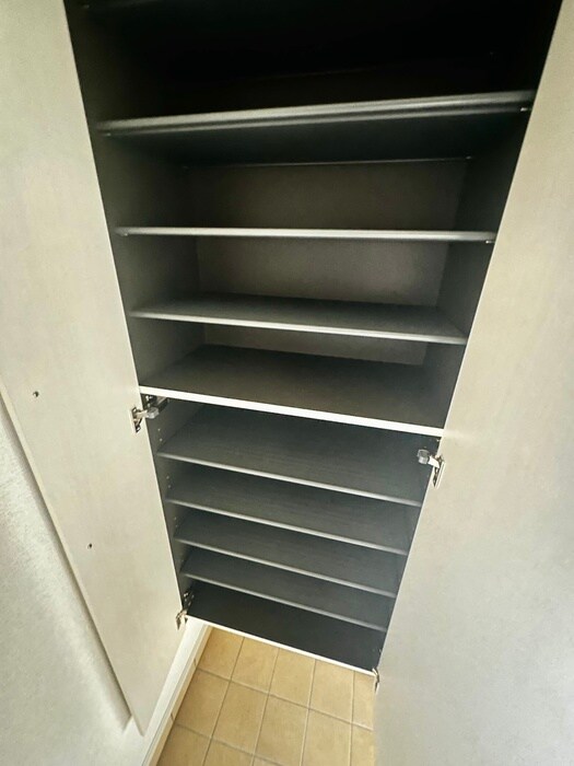 物件内観写真19　(靴箱)