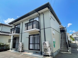 ニューイースト外観写真