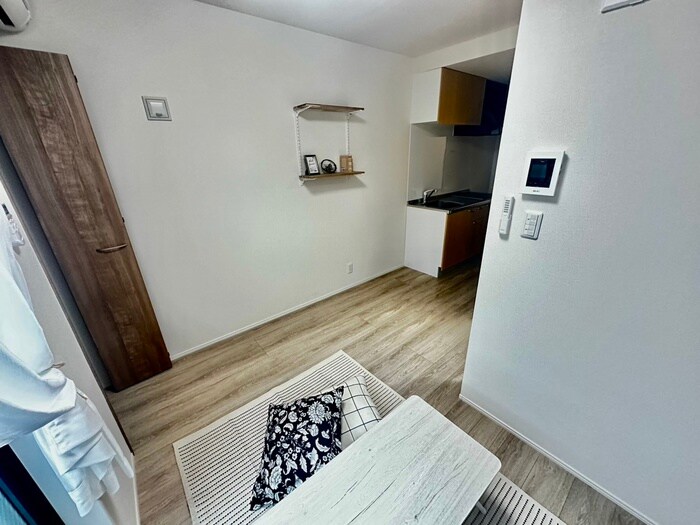 物件内観写真9　(居室)