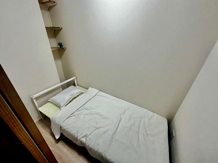 物件内観写真10　(居室)