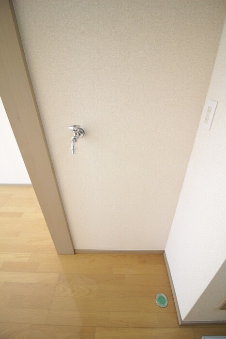 物件内観写真22　(洗濯機置場)