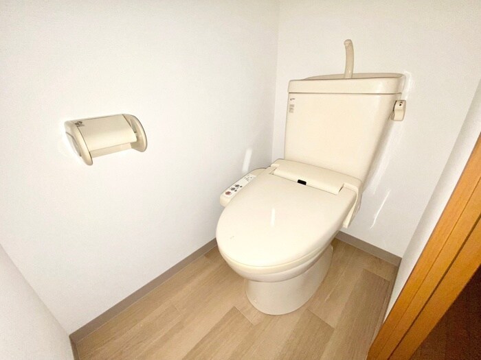 物件内観写真13　(トイレ)