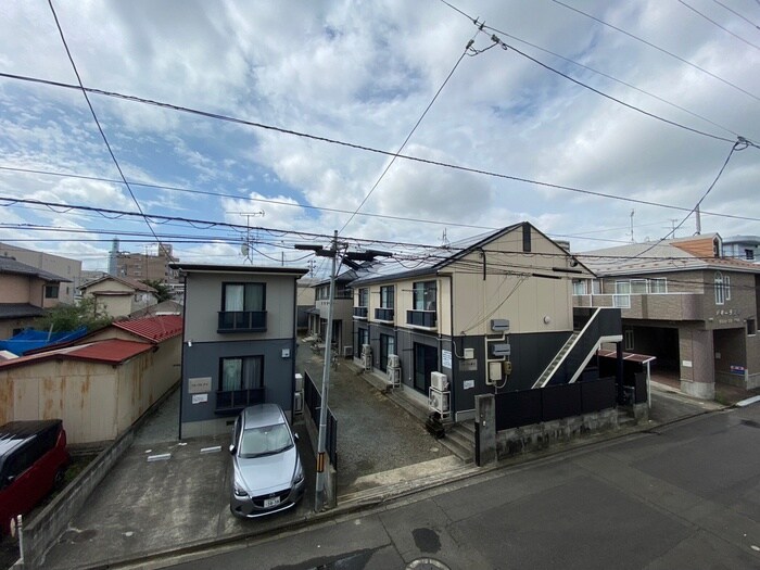 物件内観写真18　(室内からの展望)