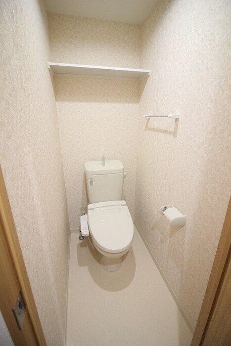 物件内観写真13　(トイレ)