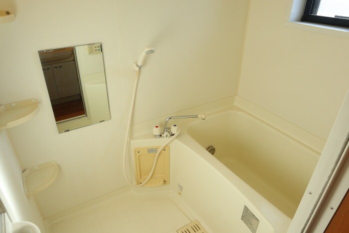 物件内観写真12　(バス／シャワールーム等)