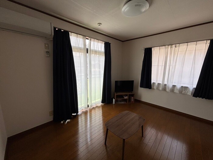 物件内観写真8　(居室)