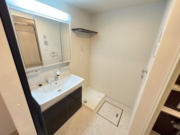 物件内観写真6　(洗面)