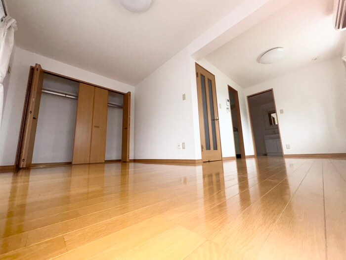 物件内観写真8　(居室)