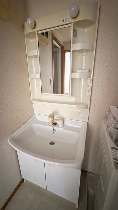 物件内観写真13　(洗面)