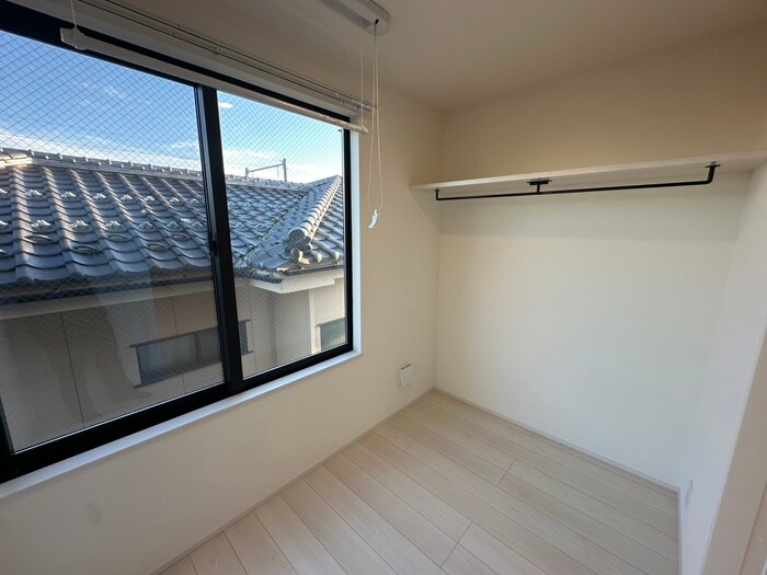 物件内観写真10　(居室)