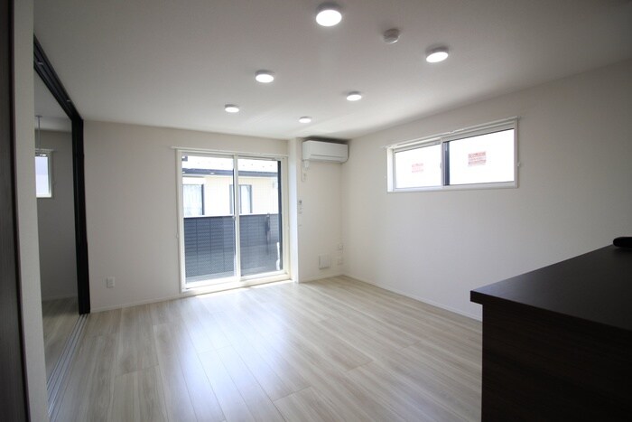 物件内観写真7　(居室)