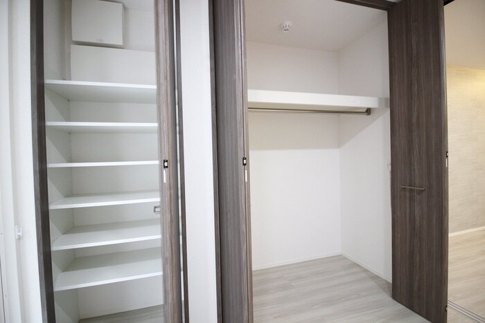 物件内観写真10　(収納)