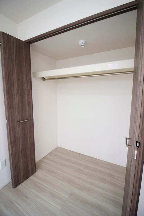 物件内観写真11　(収納)