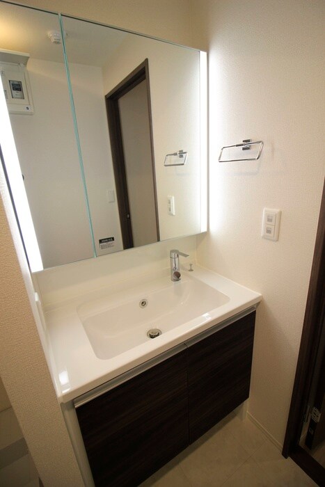 物件内観写真15　(洗面)