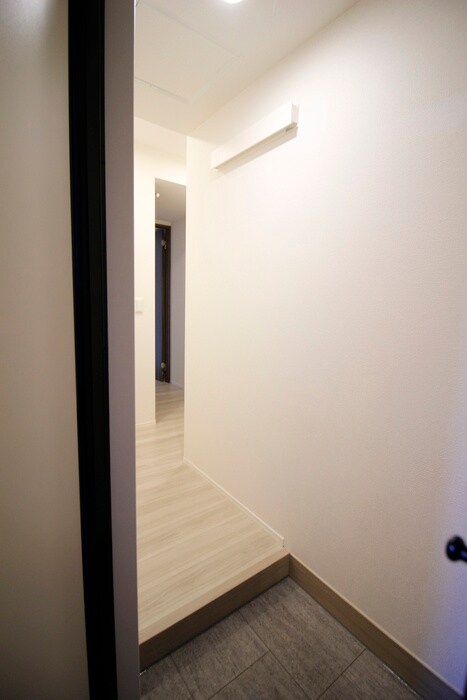 物件内観写真19　(廊下)