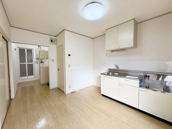 物件内観写真7　(居室)