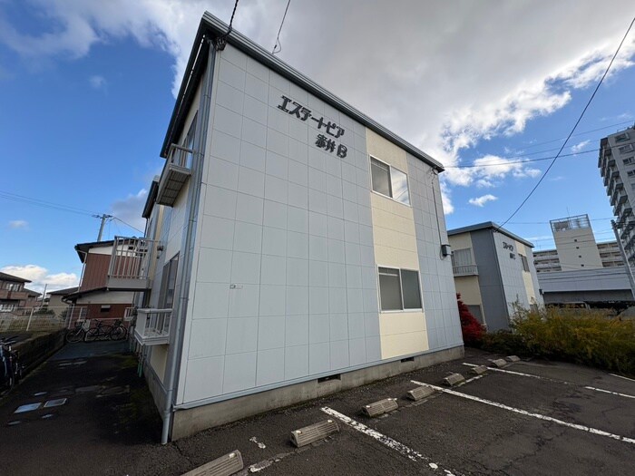 物件外観写真5　(同型モデル)