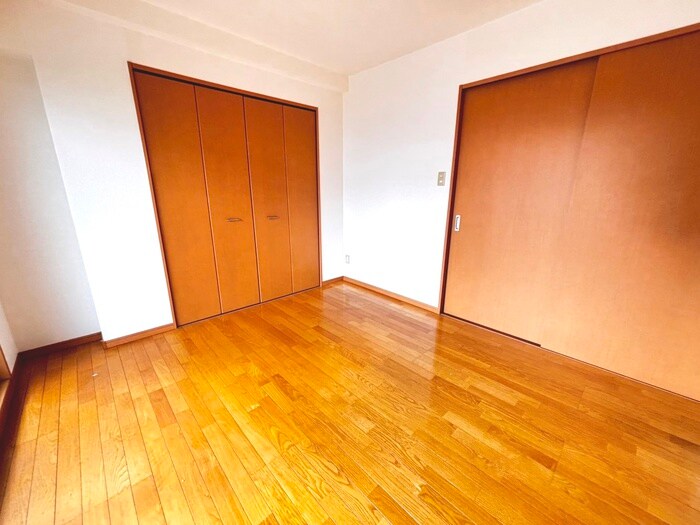 物件内観写真8　(居室)