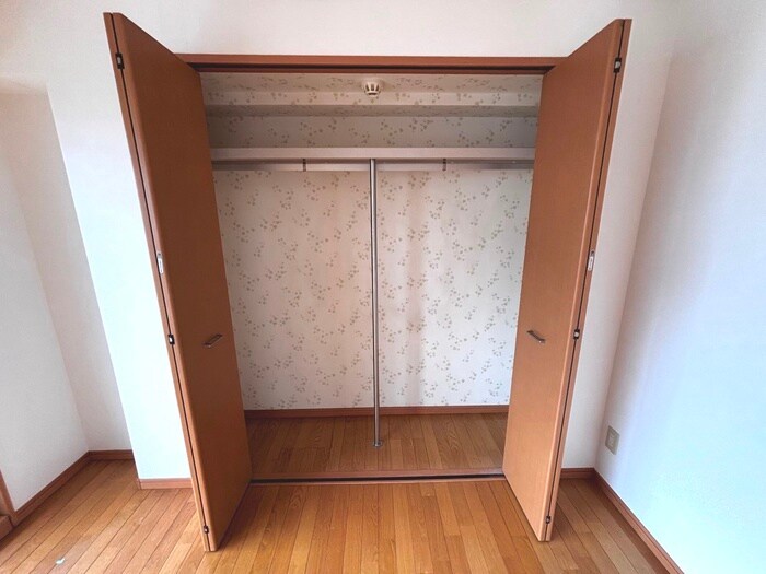 物件内観写真10　(収納)