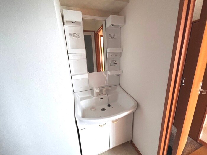 物件内観写真13　(洗面)
