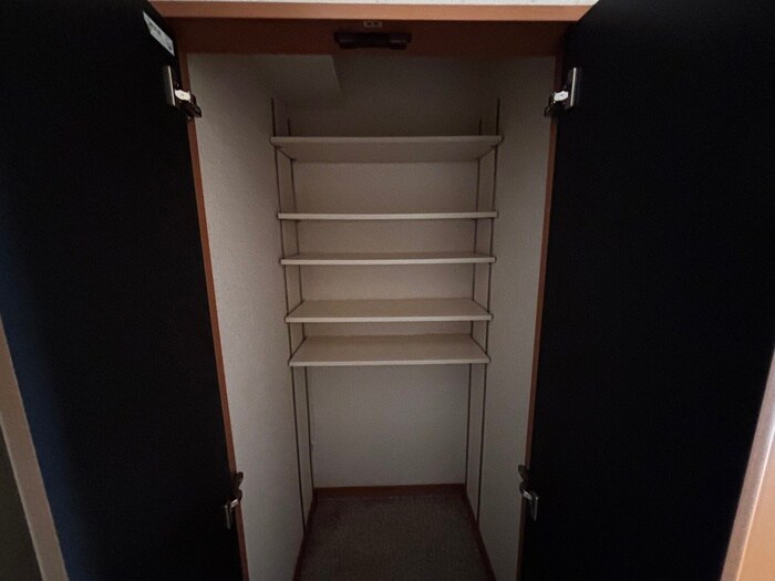 物件内観写真18　(靴箱)