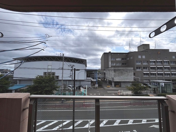 物件内観写真22　(室内からの展望)