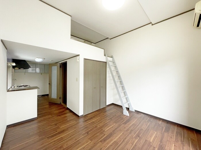 物件内観写真7　(居室)