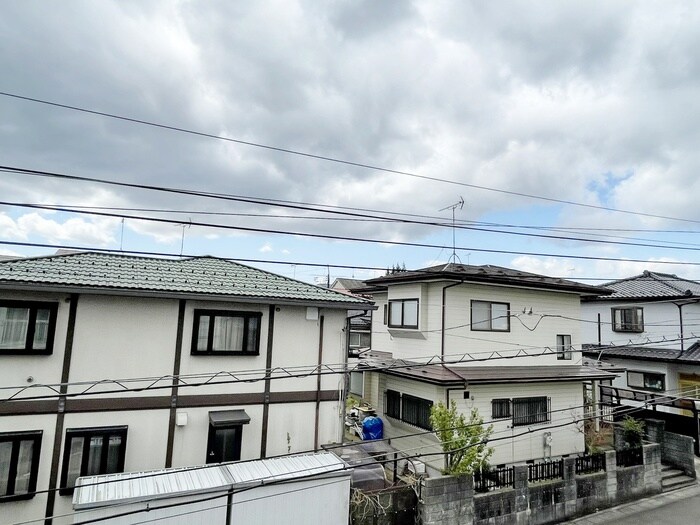 物件内観写真16　(室内からの展望)