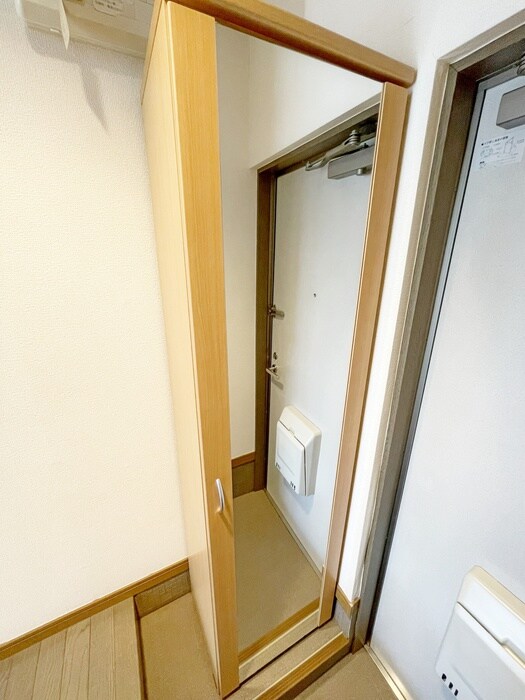 物件内観写真19　(靴箱)