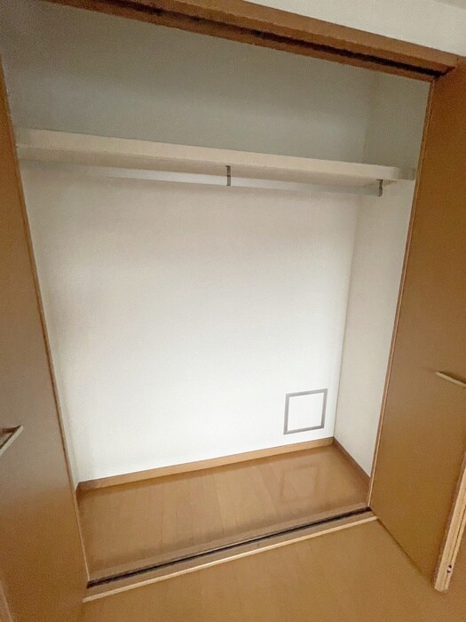 物件内観写真13　(収納)