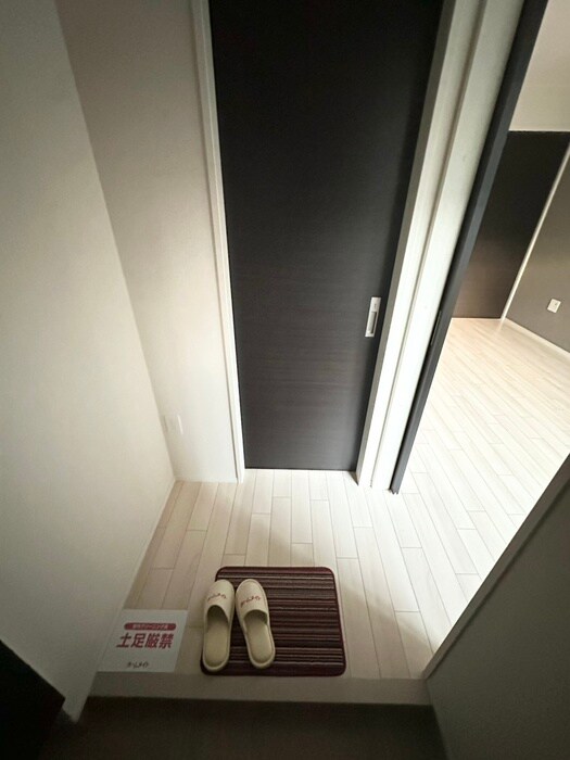 物件内観写真17　(廊下)