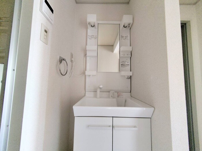 物件内観写真12　(洗面)