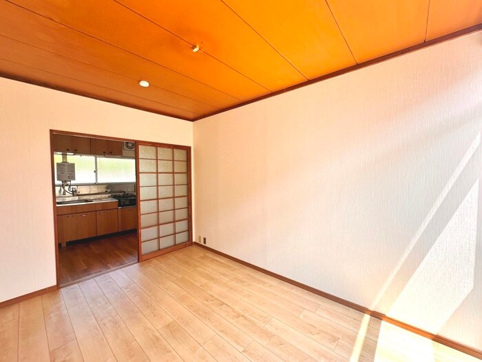 物件内観写真9　(居室)