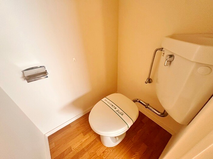 物件内観写真13　(トイレ)