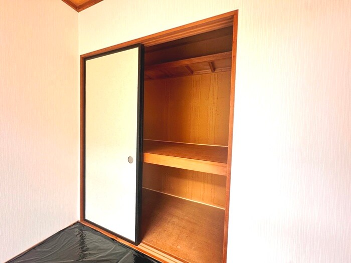物件内観写真15　(収納)
