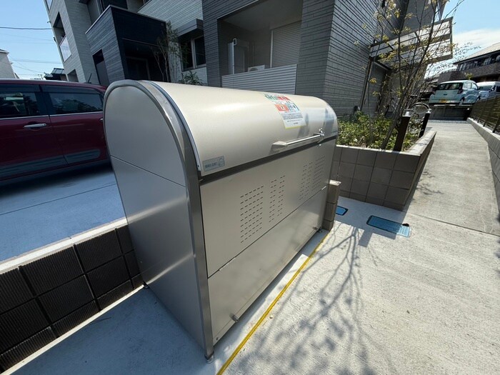 物件外観写真4　(建物設備)