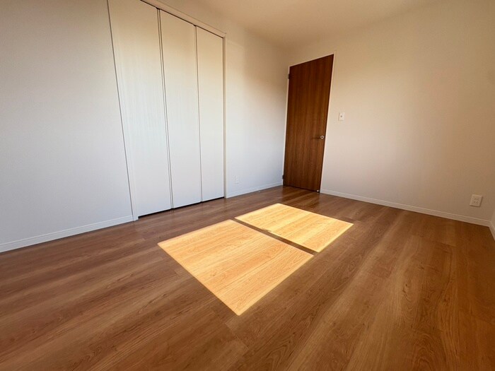 物件内観写真11　(居室)