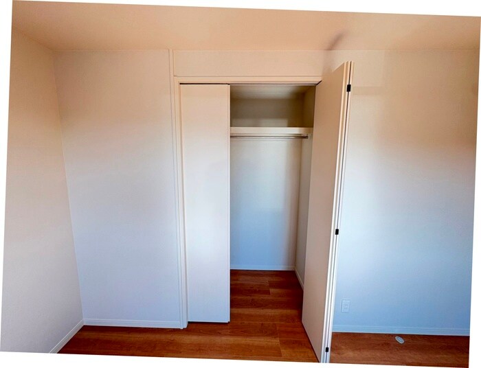 物件内観写真16　(収納)