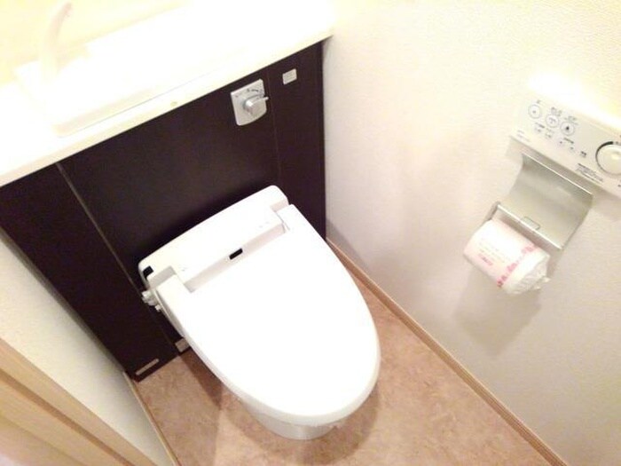 物件内観写真10　(トイレ)